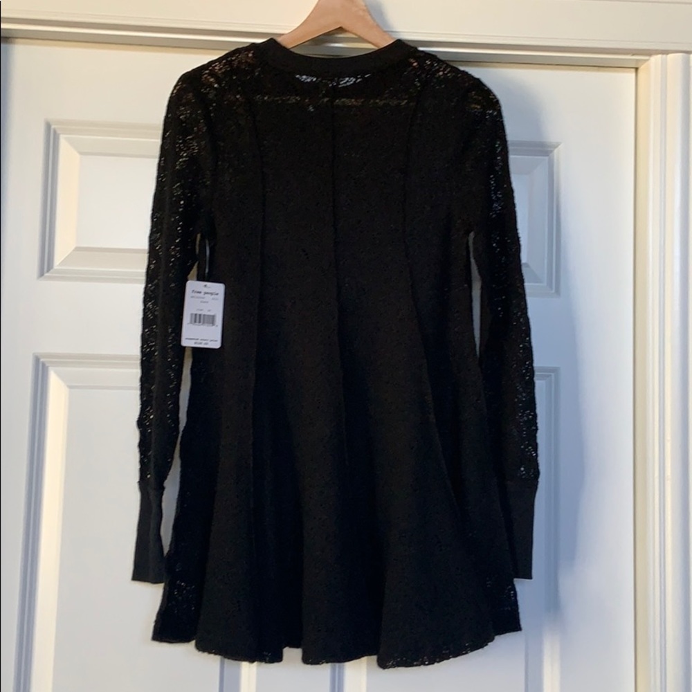 NEW FREE PEOPLE Black Flare L/S Lace Top sz XS - Picture 1 of 4